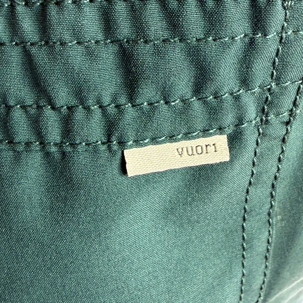 Vuori Kore Athletic Shorts Forest Green Medium